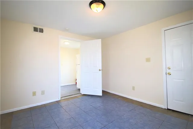 $1,200 | 6221 Wadsworth Drive, New Orleans, LA 70122