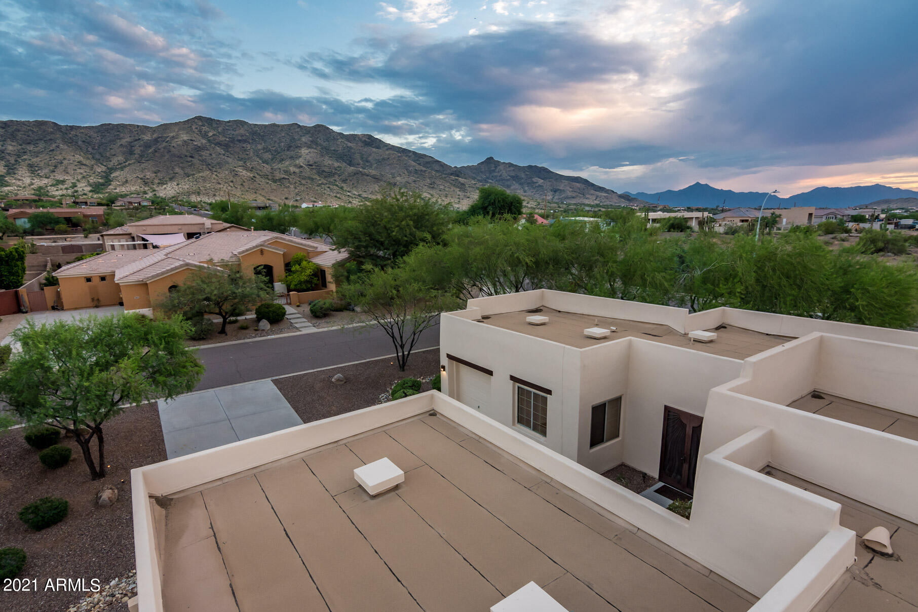 1820 West Summerside Road Phoenix, AZ 85041 - Photo 13 of 76 1820 W Summerside Rd - MLS-61
