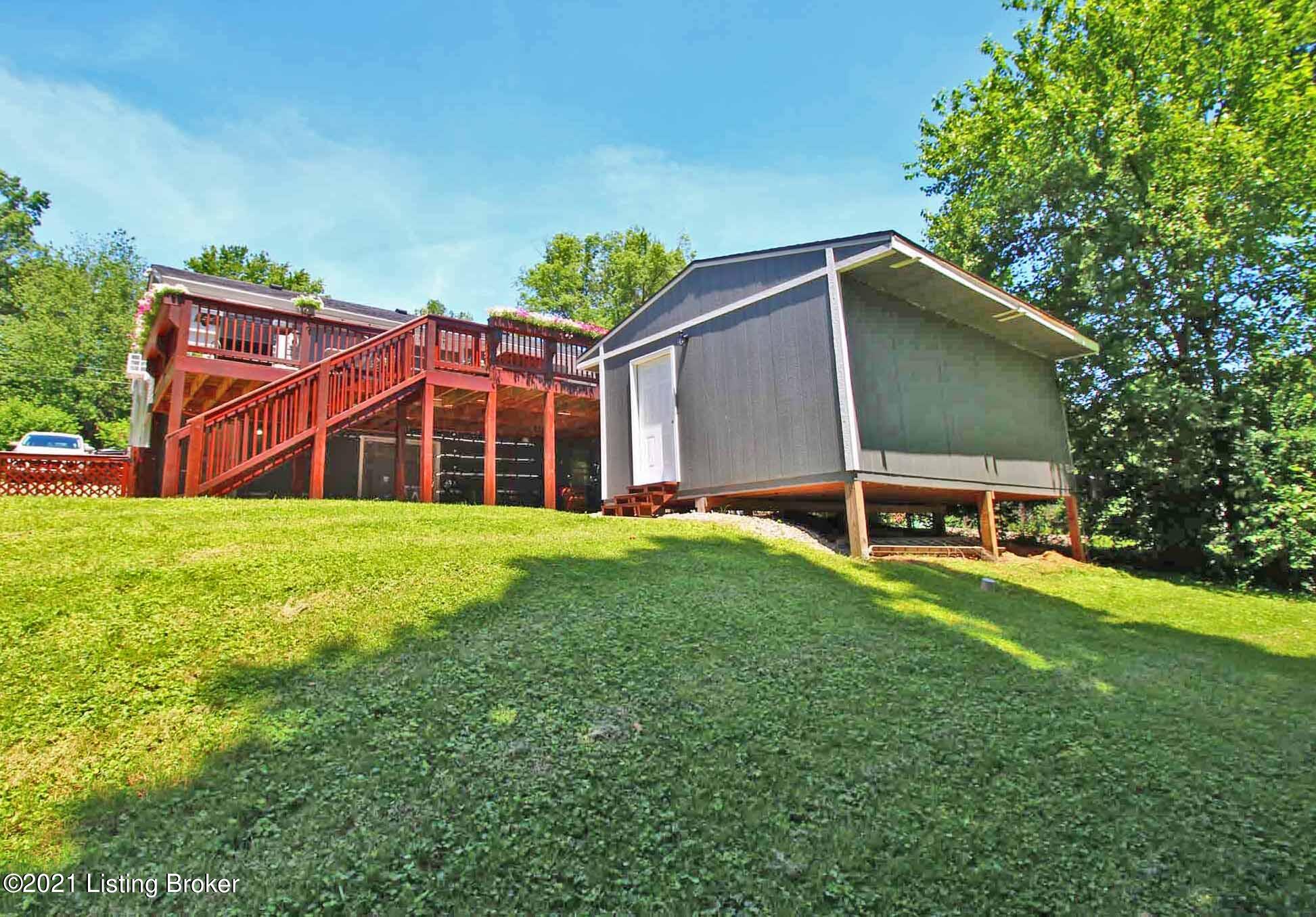 5415 Winding Road Louisville, KY 40214 - Photo 31 of 37 Rear of Property