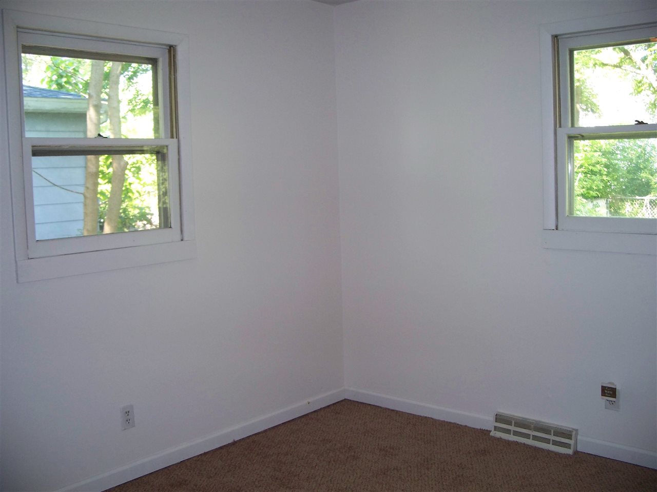 740 North 11th Street Decatur, IN 46733 - Photo 6 of 15