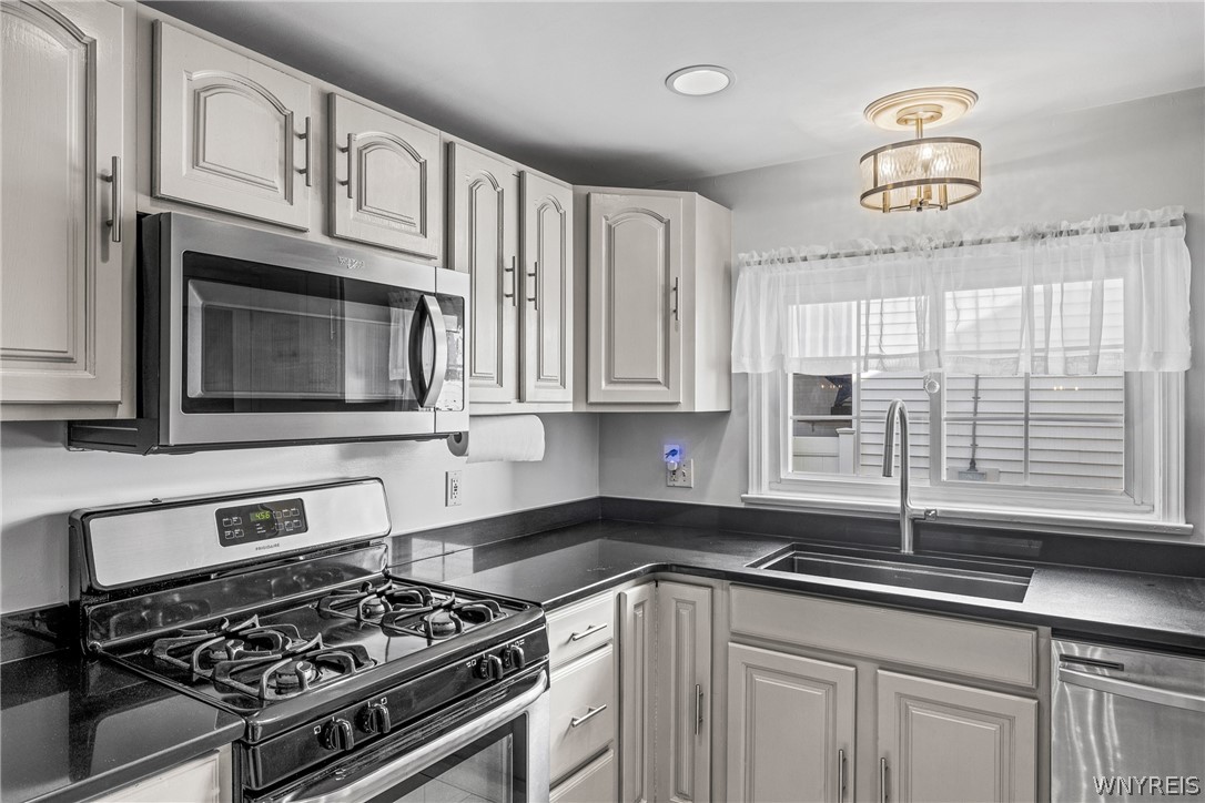 156 Harding Road Buffalo, NY 14220 - Photo 31 of 47 Gallery Image 31
