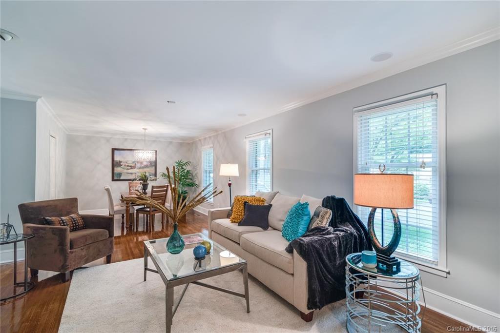638 Sandridge Road Charlotte, NC 28210 - Photo 5 of 24 Gallery Image 5