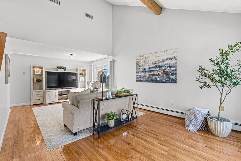 35 Beachview Road Boston, MA 02128 - Photo 11 of 33 Gallery Image 11