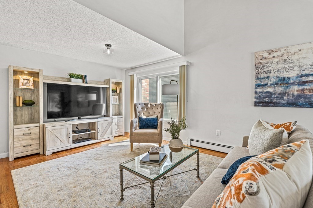 35 Beachview Road Boston, MA 02128 - Photo 13 of 33 Gallery Image 13