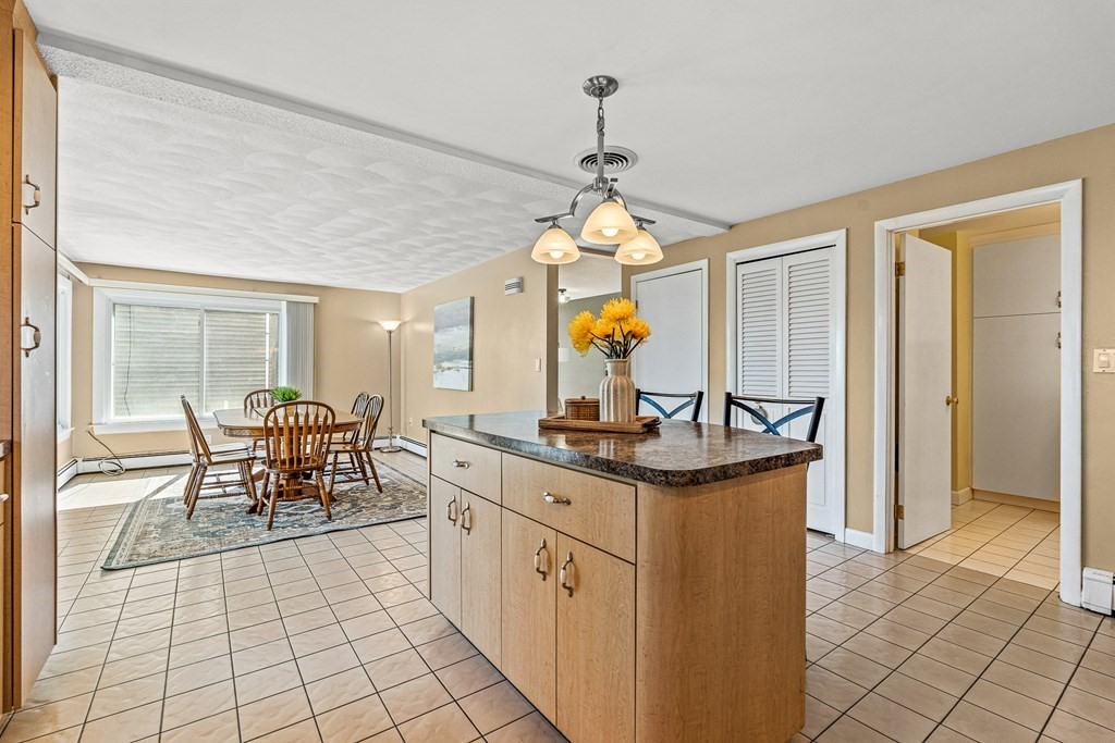 35 Beachview Road Boston, MA 02128 - Photo 4 of 33 Gallery Image 4