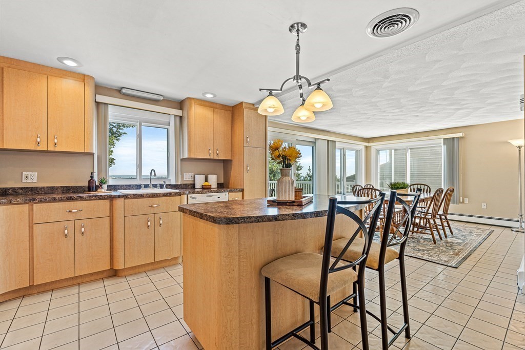 35 Beachview Road Boston, MA 02128 - Photo 5 of 33 Gallery Image 5