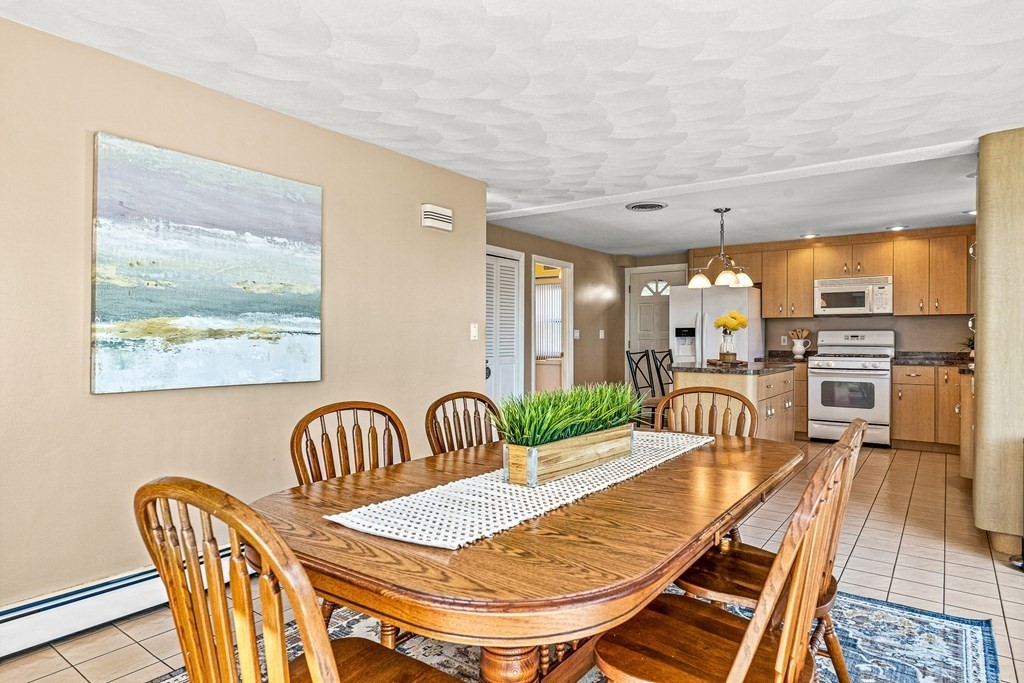 35 Beachview Road Boston, MA 02128 - Photo 8 of 33 Gallery Image 8