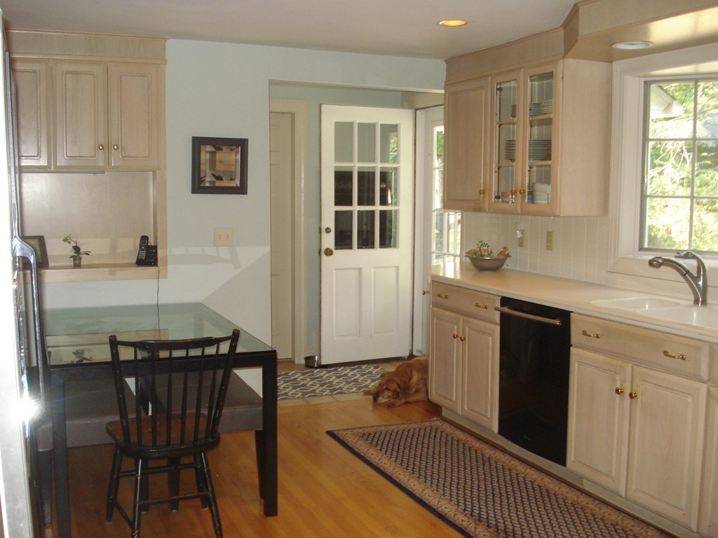 77 Eton Road Longmeadow, MA 01106 - Photo 9 of 26 Gallery Image 9