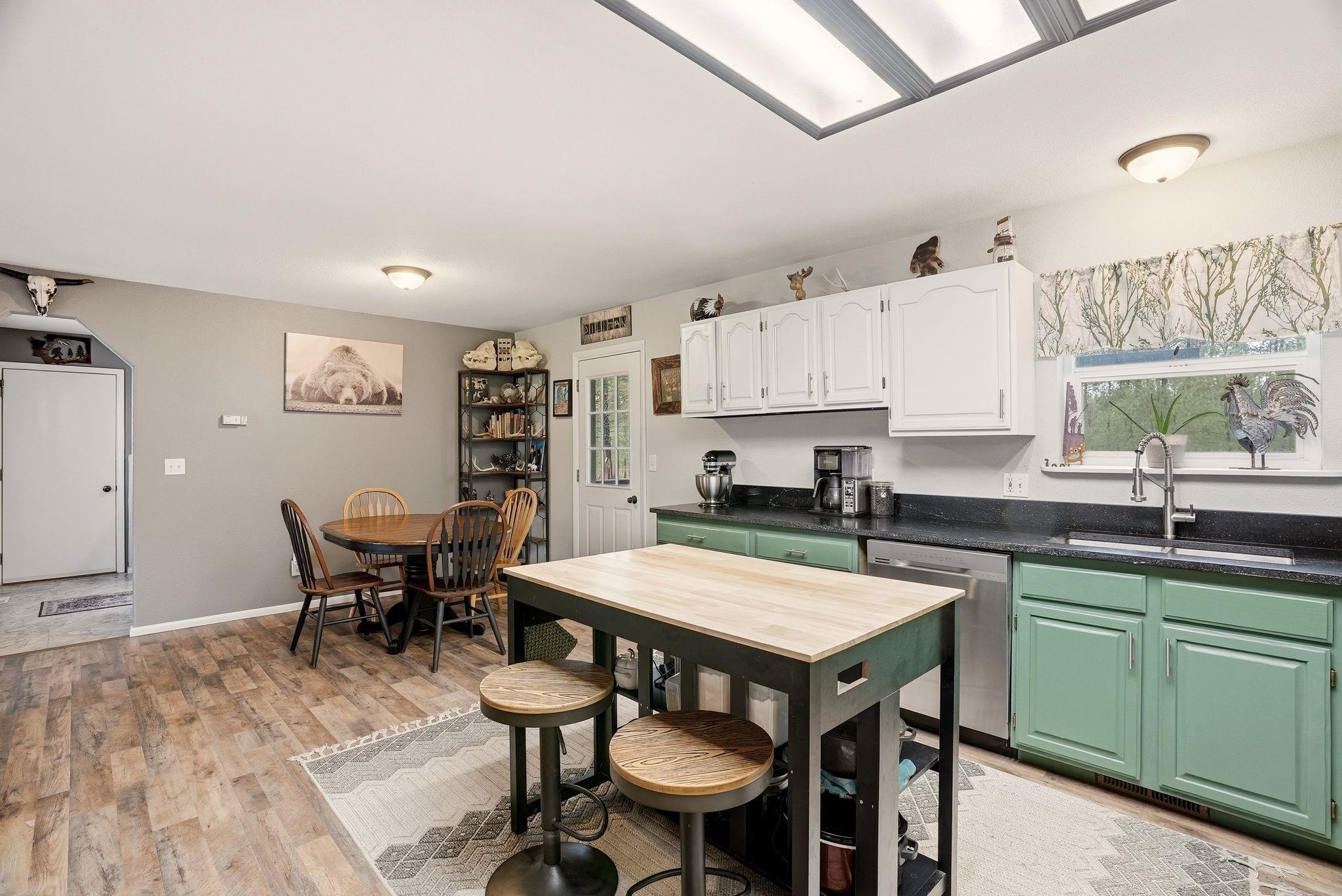 4806 Highway 231 Springdale, WA 99173 - Photo 12 of 39