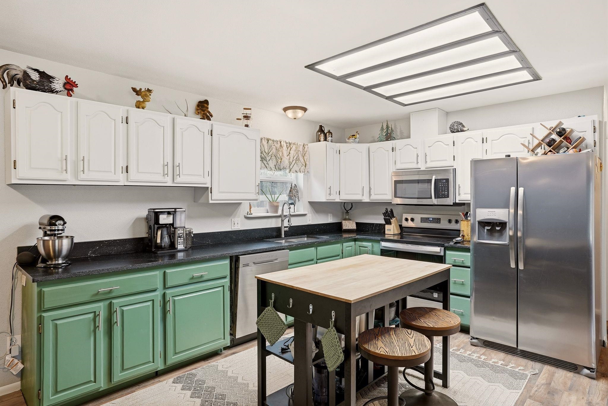 4806 Highway 231 Springdale, WA 99173 - Photo 3 of 39