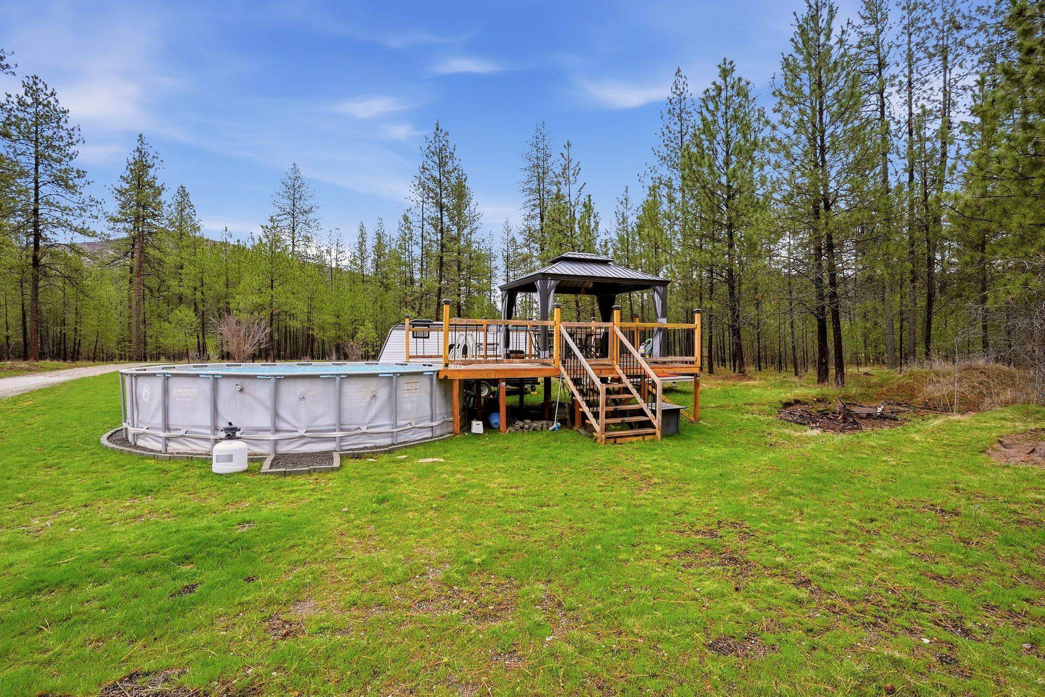 4806 Highway 231 Springdale, WA 99173 - Photo 4 of 39