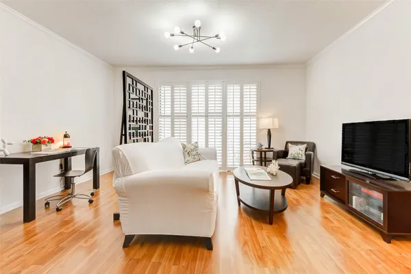 $125,000 | 2475 Underwood Street, Unit 290, Houston, TX 77030