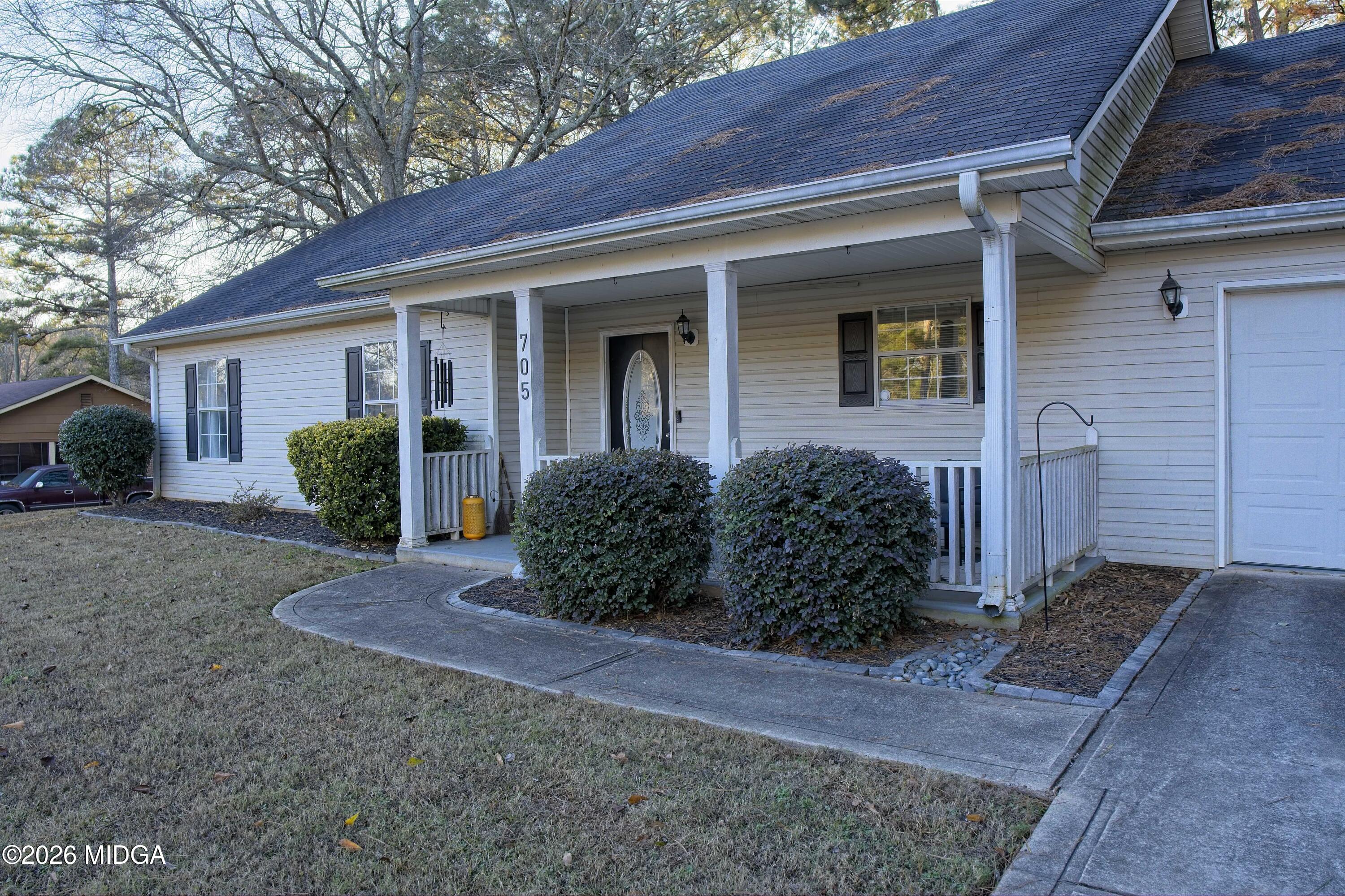 705 Baker Road Oxford, GA 30054 - Photo 6 of 50 0 9