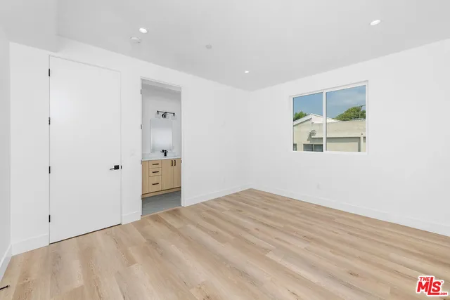 $6,000 | 4337 Dixie Canyon Avenue, Sherman Oaks, CA 91423