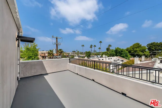 $6,000 | 4337 Dixie Canyon Avenue, Sherman Oaks, CA 91423