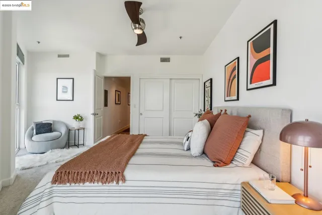 $428,000 | 423 7th Street, Unit 909, Oakland, CA 94607