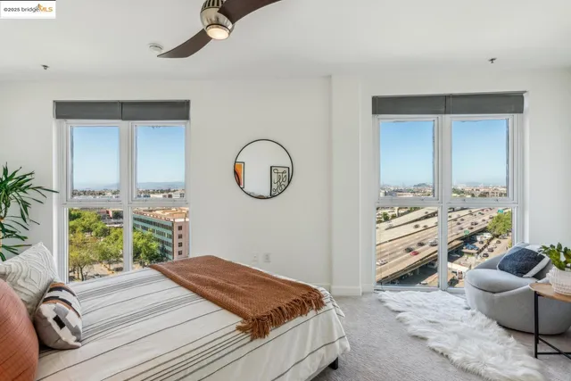 $428,000 | 423 7th Street, Unit 909, Oakland, CA 94607