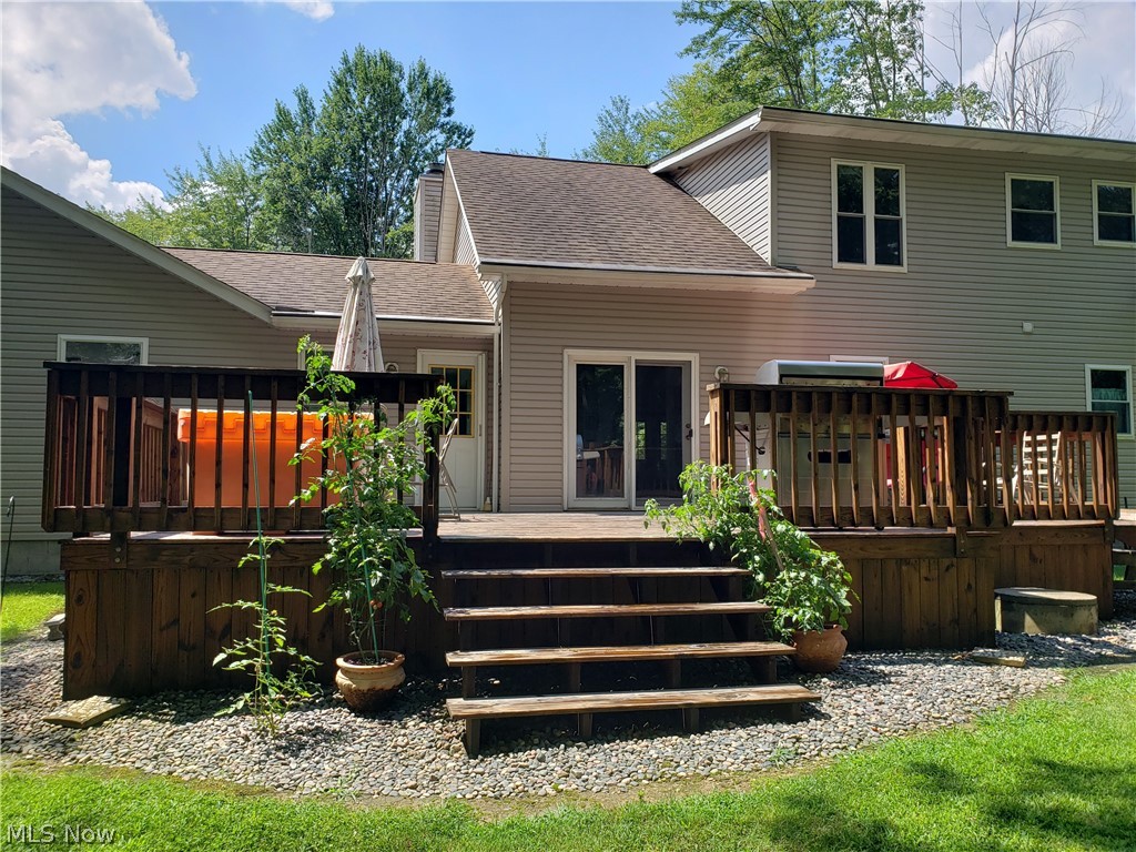 16900 Burrows Road Thompson, OH 44086 - Photo 4 of 35