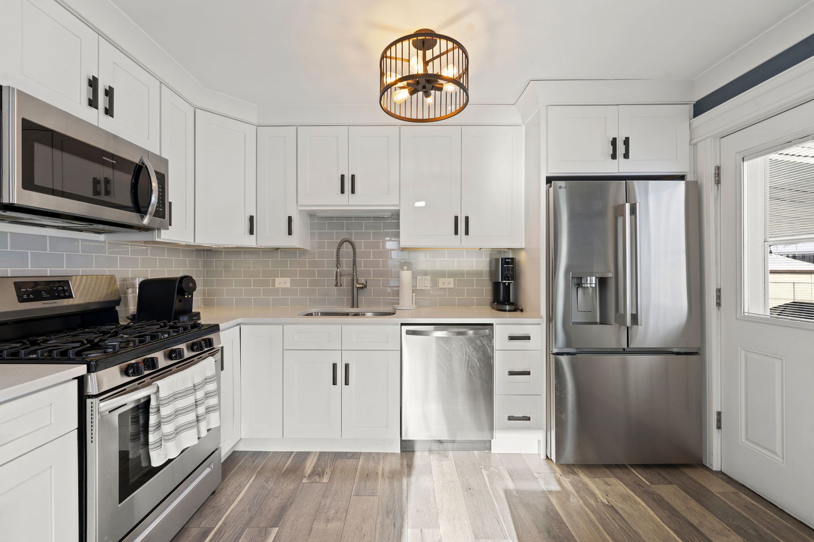 308 MacGregor Road Lockport, IL 60441 - Photo 9 of 23