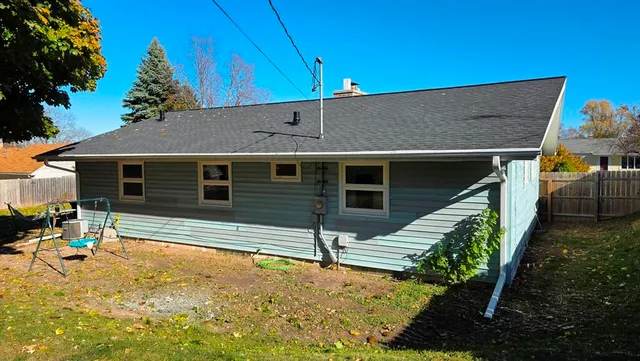 $267,200 | 1214 North 28th Street, Sheboygan, WI 53081