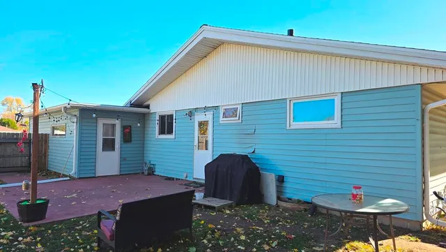 $267,200 | 1214 North 28th Street, Sheboygan, WI 53081