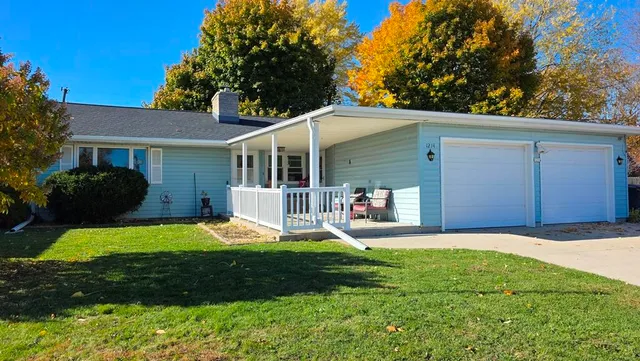 $267,200 | 1214 North 28th Street, Sheboygan, WI 53081