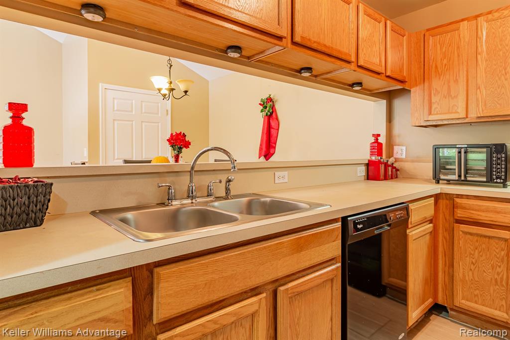3635 Reeves Drive Melvindale, MI 48122 - Photo 11 of 26
