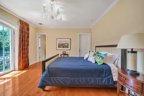 $6,499,000 | 1111 Stoddart Court, Locust Valley, NY 11560