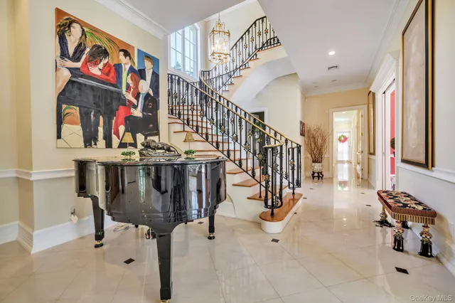 $6,499,000 | 1111 Stoddart Court, Locust Valley, NY 11560