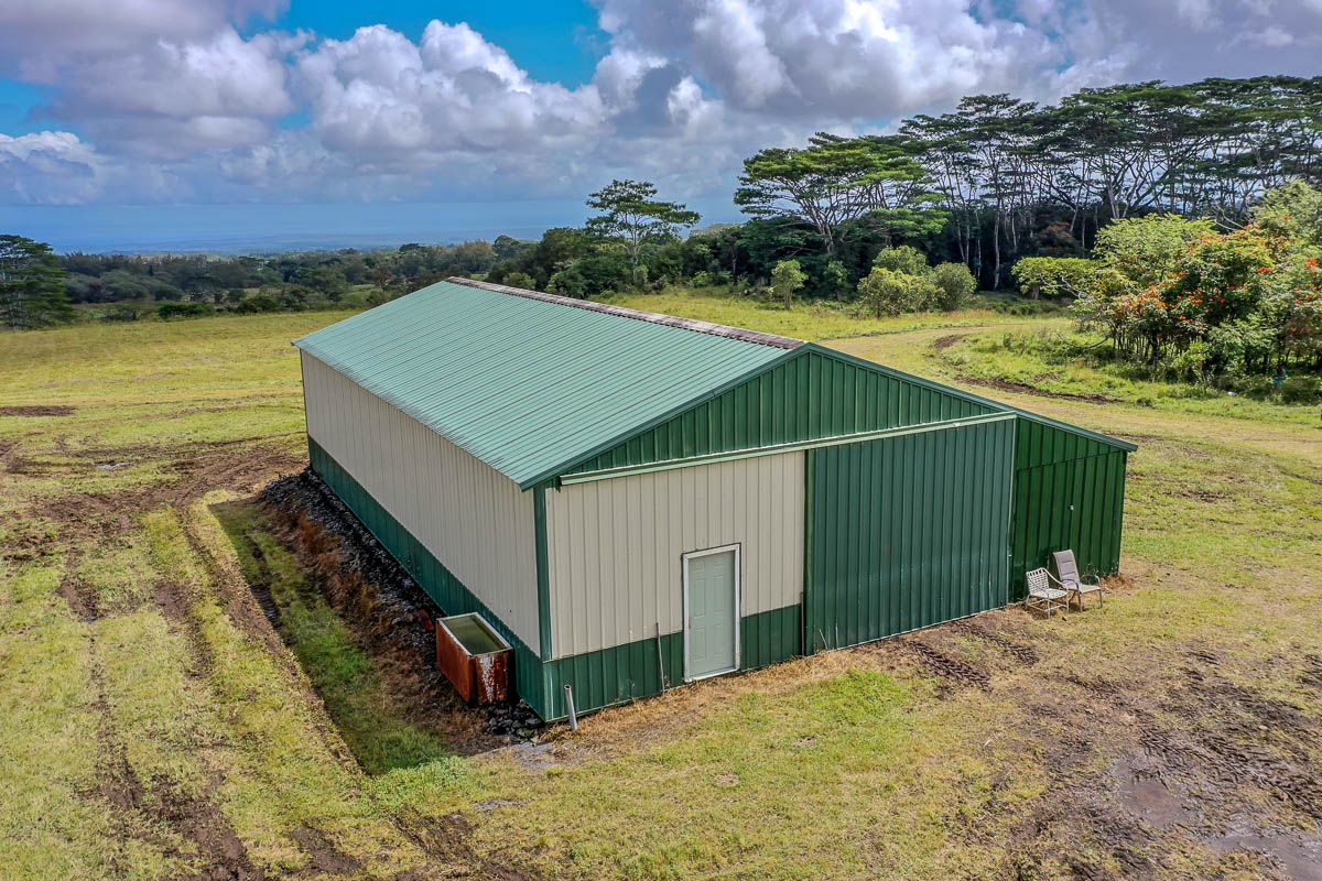 17-4870 Lot A South Road Mountain View, HI 96771 - Photo 3 of 30 a view of a backyard of the house