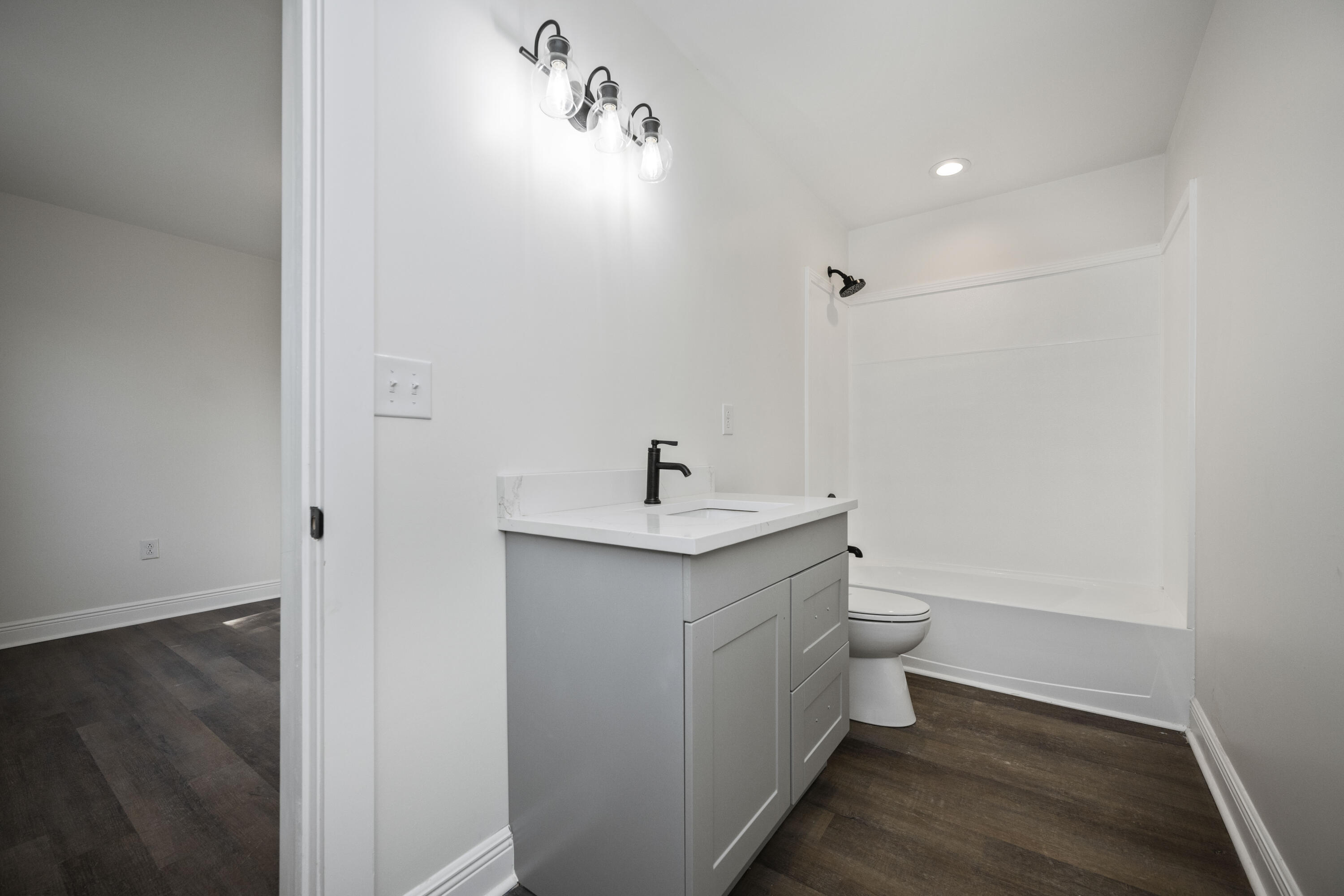 115 Langford Avenue Frankfort, KY 40601 - Photo 14 of 21 20250311-115-Langford-Ave-tem-014