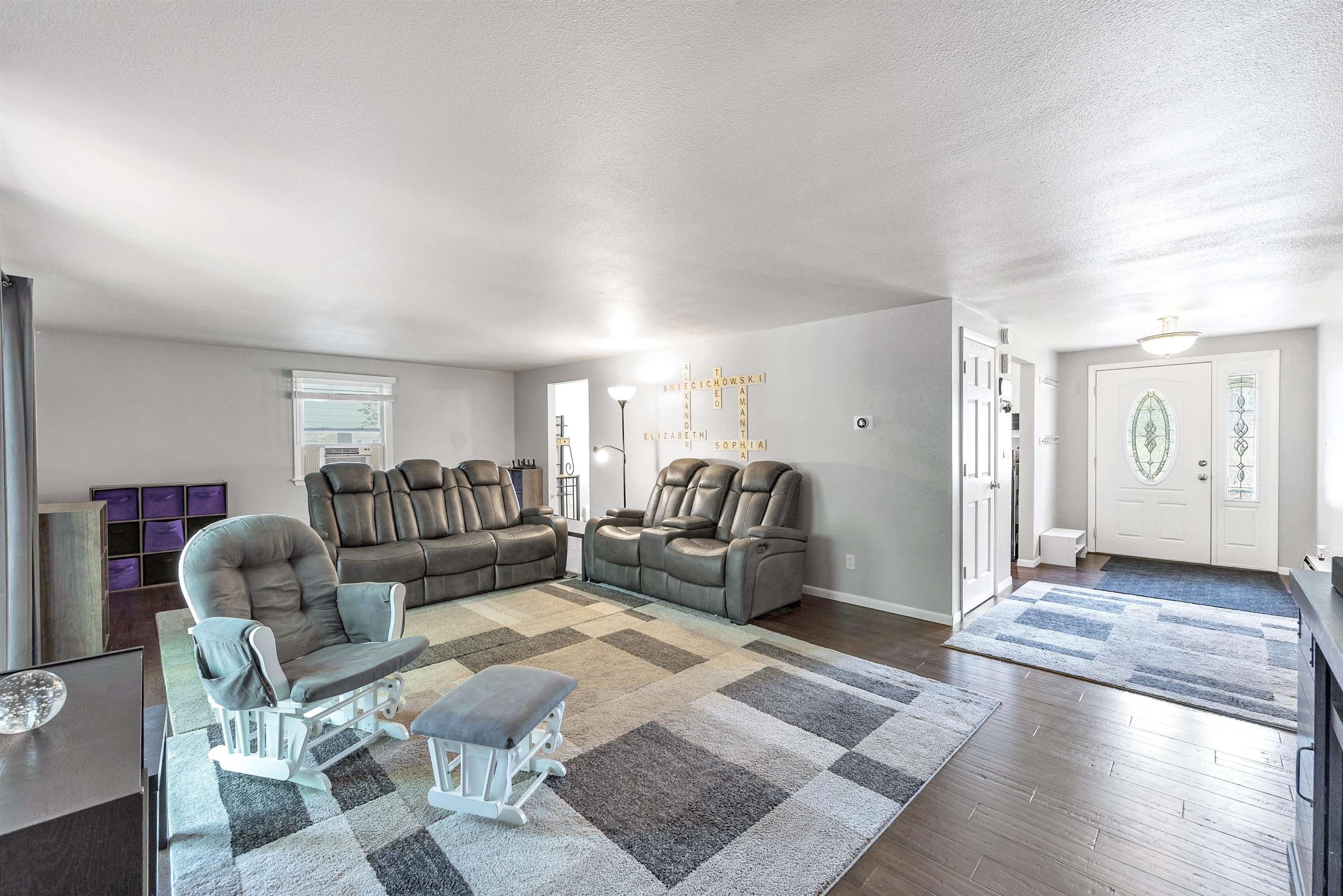 2136 9th Street Green Bay, WI 54304 - Photo 5 of 31