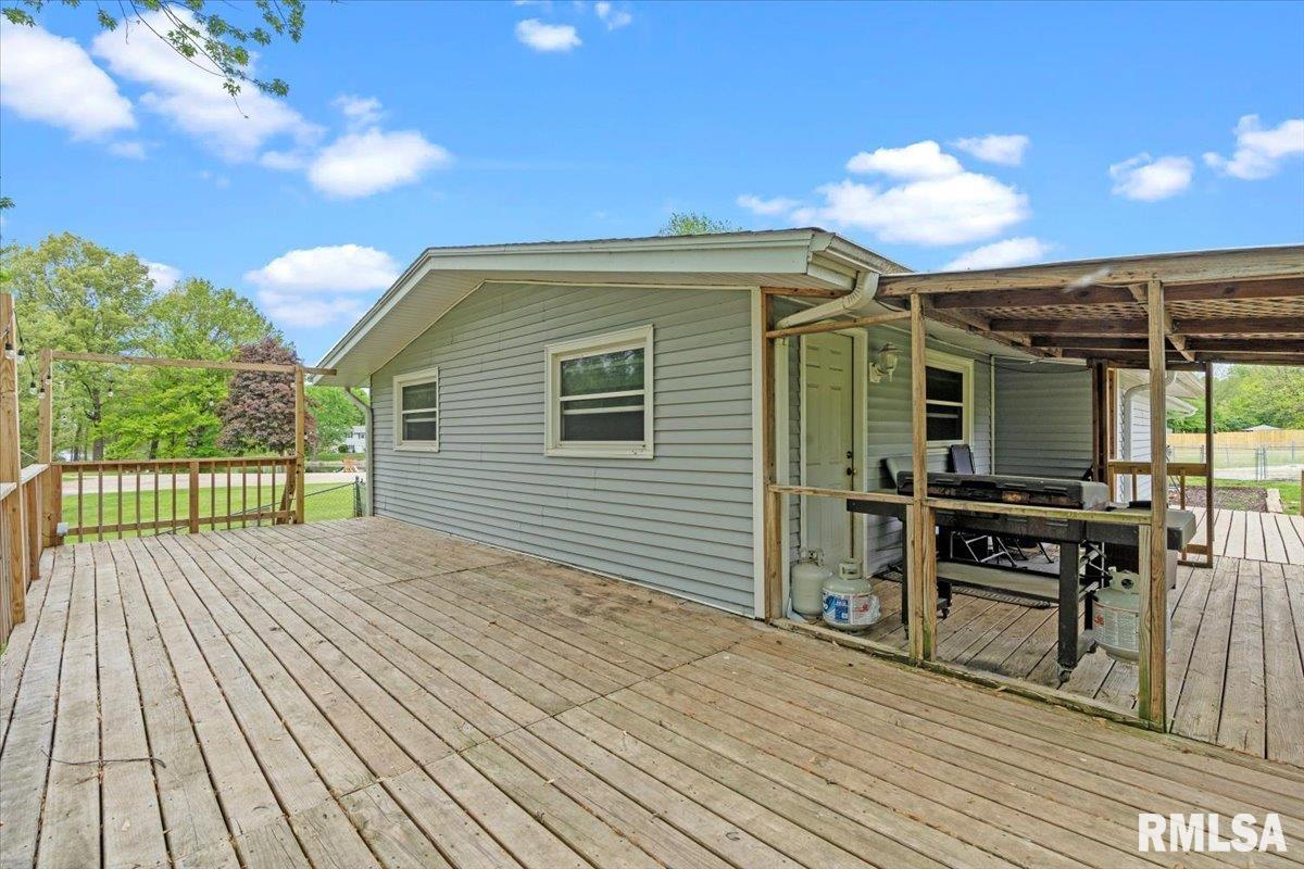 23285 Railsplitter Lane Athens, IL 62613 - Photo 31 of 42 Gallery Image 31