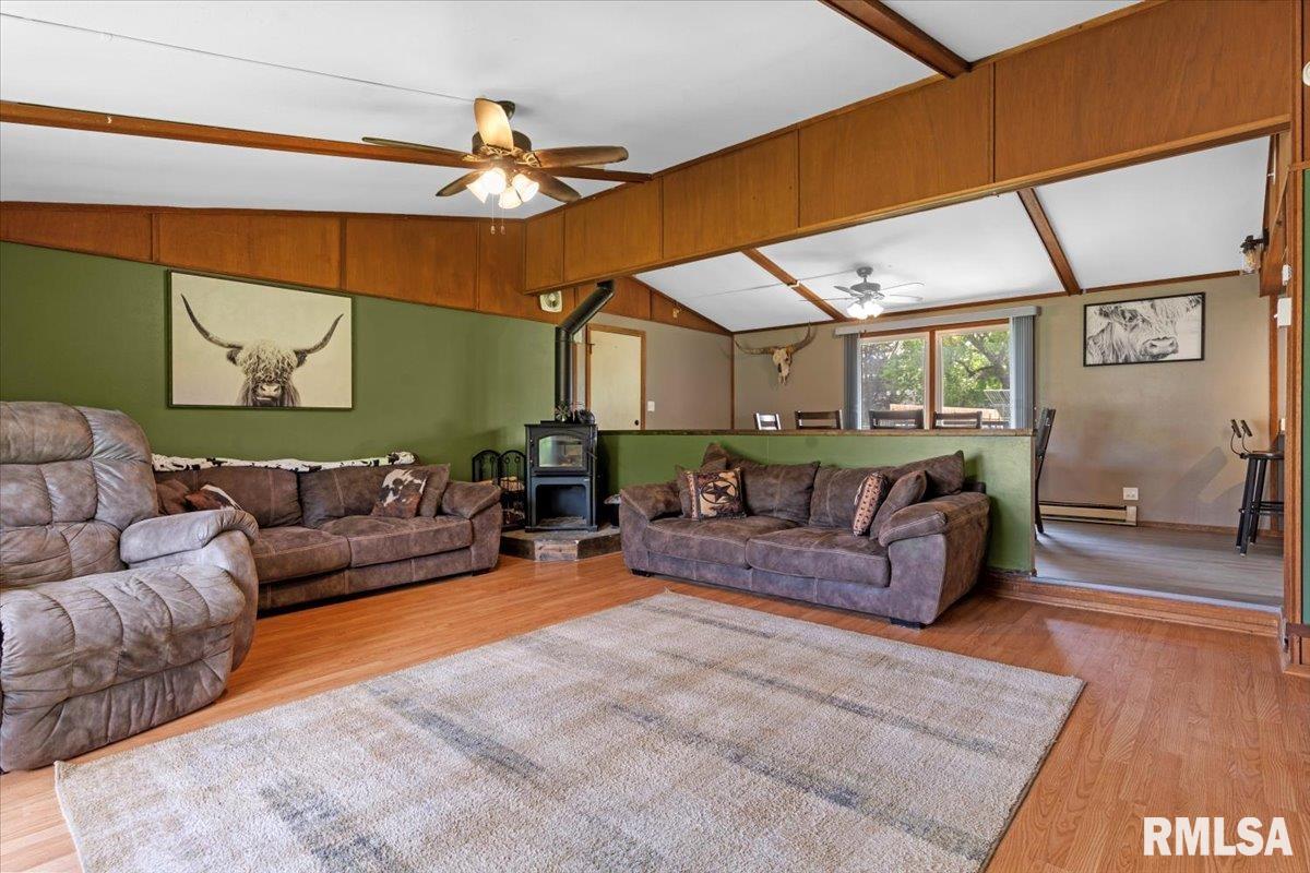 23285 Railsplitter Lane Athens, IL 62613 - Photo 5 of 42 Gallery Image 5