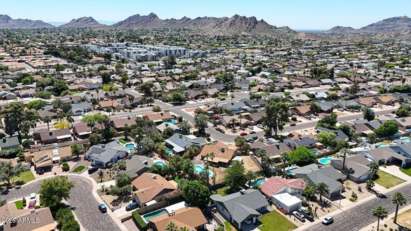 $598,000 | 12443 North 27th Place, Phoenix, AZ 85032