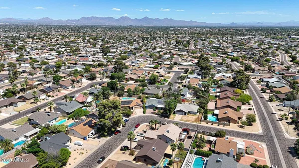 $598,000 | 12443 North 27th Place, Phoenix, AZ 85032