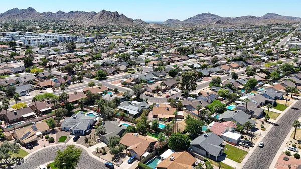$598,000 | 12443 North 27th Place, Phoenix, AZ 85032