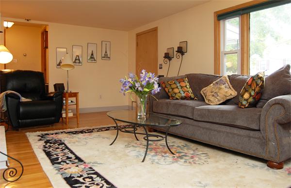 18 Westview Road Lynn, MA 01902 - Photo 4 of 15 Gallery Image 4