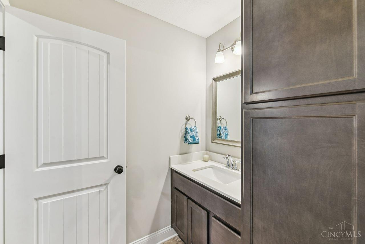 2187 Hamilton Road Lebanon, OH 45036 - Photo 27 of 52 Gallery Image 27