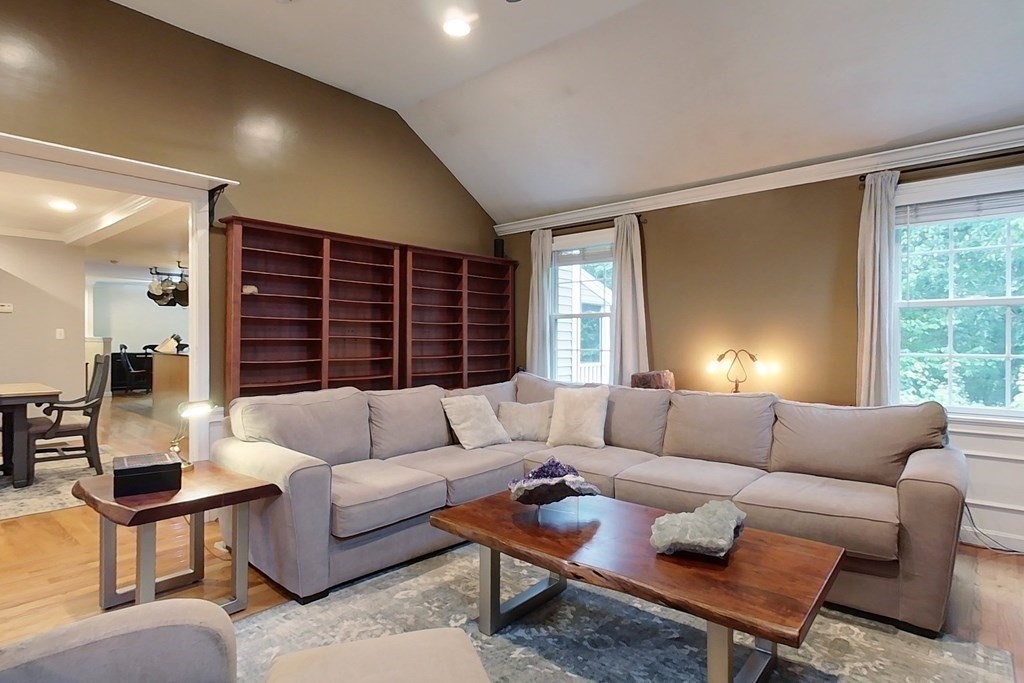 58 Townsend Road Shirley, MA 01464 - Photo 12 of 42