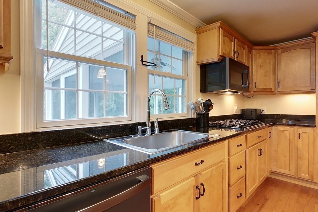 58 Townsend Road Shirley, MA 01464 - Photo 2 of 42