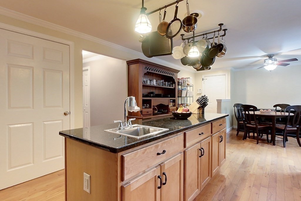 58 Townsend Road Shirley, MA 01464 - Photo 4 of 42