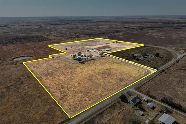 $995,000 | 945 Quarter Horse Lane, Bellevue, TX 76228