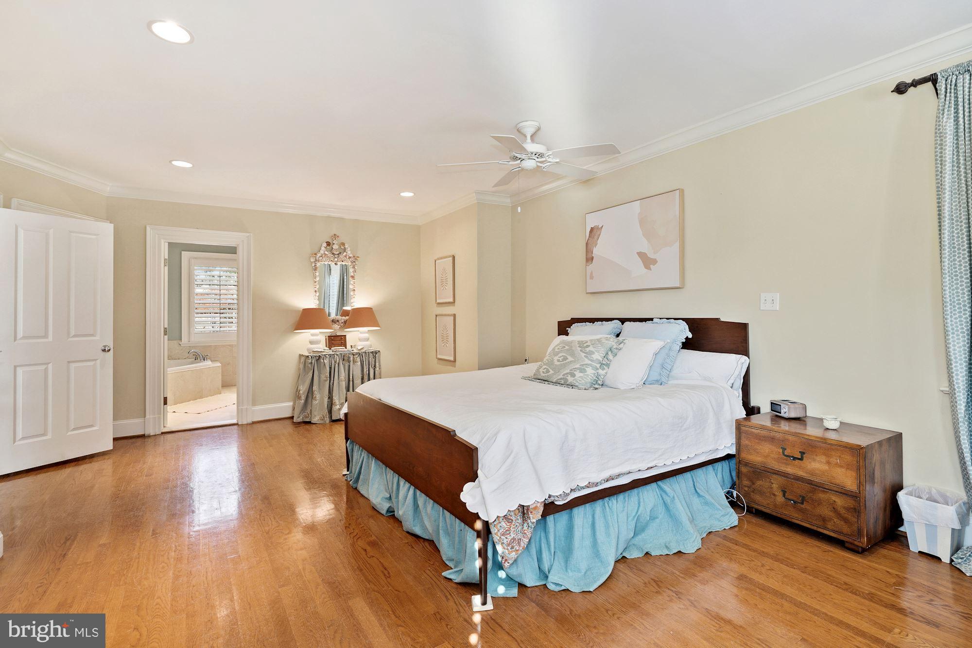 2707 34th Place Northwest Washington, DC 20007 - Photo 15 of 32 Primary Bedroom