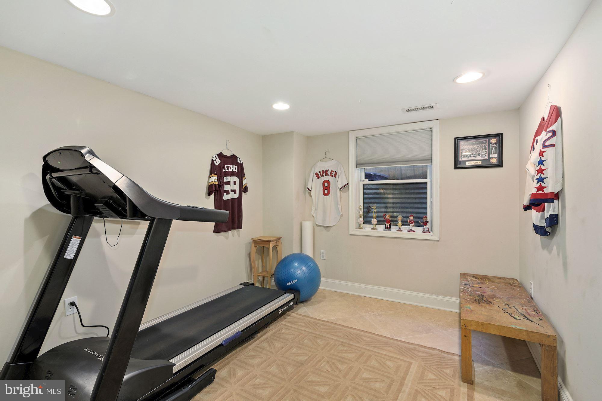 2707 34th Place Northwest Washington, DC 20007 - Photo 27 of 32 Bedroom 5