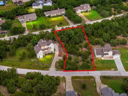 $74,000 | 22337 Briarcliff Drive, Spicewood, TX 78669