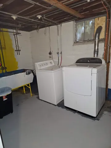 $189,900 | 627 Paris Avenue, Rockford, IL 61107