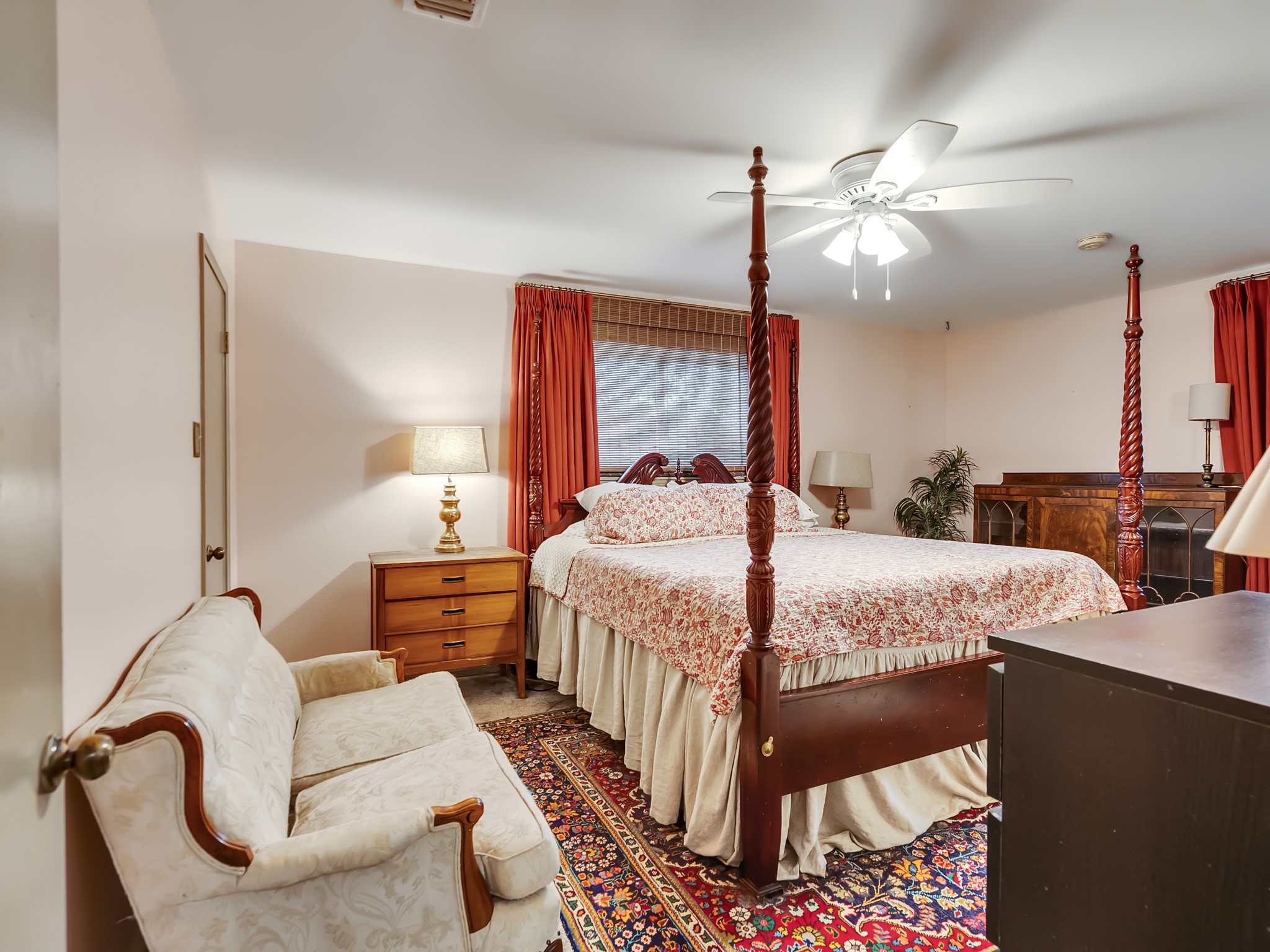 3819 Shipman Lane Spring, TX 77388 - Photo 17 of 36 Spacious primary bedroom with ample natural light.