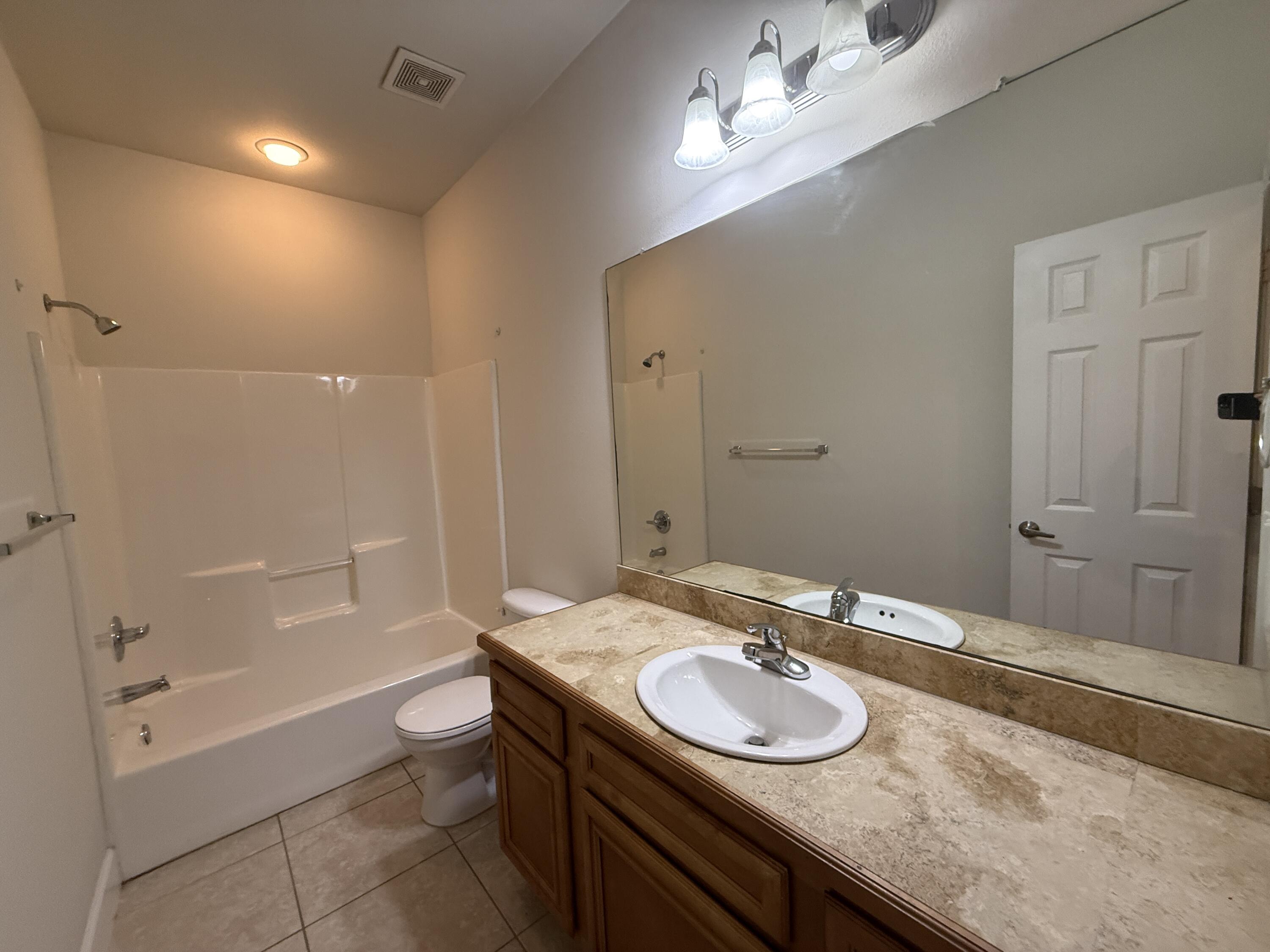 15284 331 Business, Unit 6B Freeport, FL 32439 - Photo 15 of 21 IMG_9646