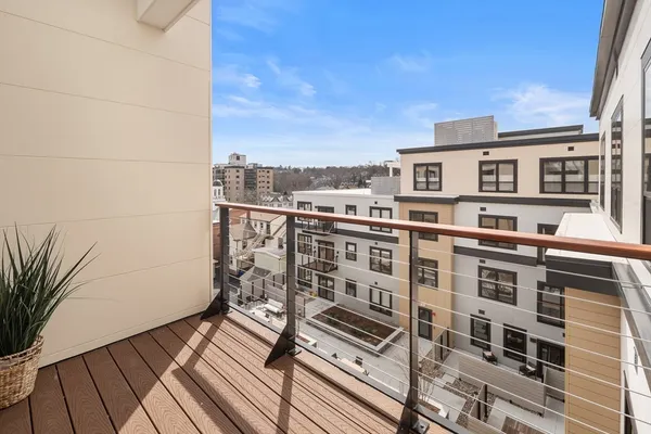 $1,199,900 | 1025 Massachusetts Avenue, Unit 503, Arlington, MA 02476